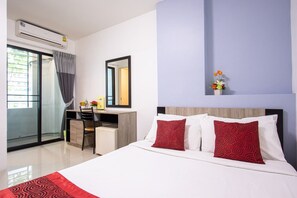 Dobbeltrom – standard | Minibar, skrivebord, skrivebord for bærbar PC og wi-fi (inkludert)