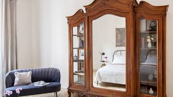 2 makuuhuonetta, silitysrauta/-lauta, vauvan matkasänky, ilmainen Wi-Fi