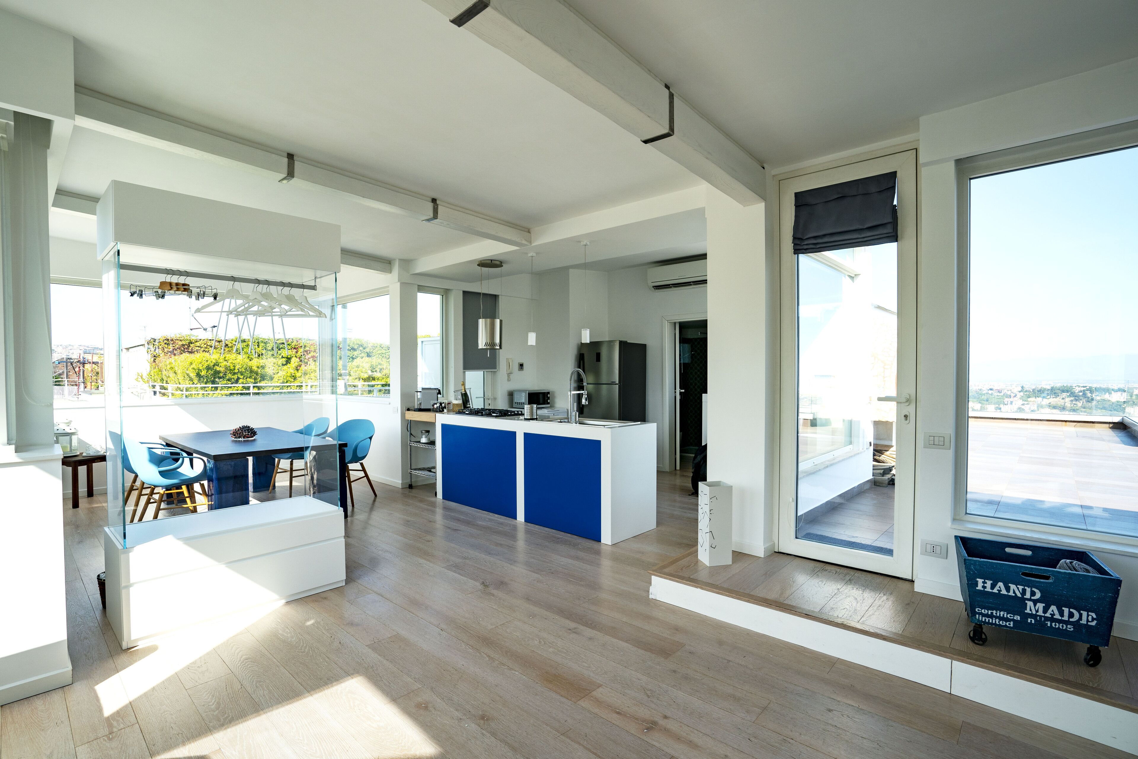 Terrazza Manù ... Naples at your feet ...