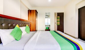 Standard Room | Iron/ironing board, rollaway beds, free WiFi, bed sheets - Treebo Trend Blue Bells Residency (Mumbai)