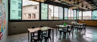 Patong Poshtel - Adults Only - Hostel