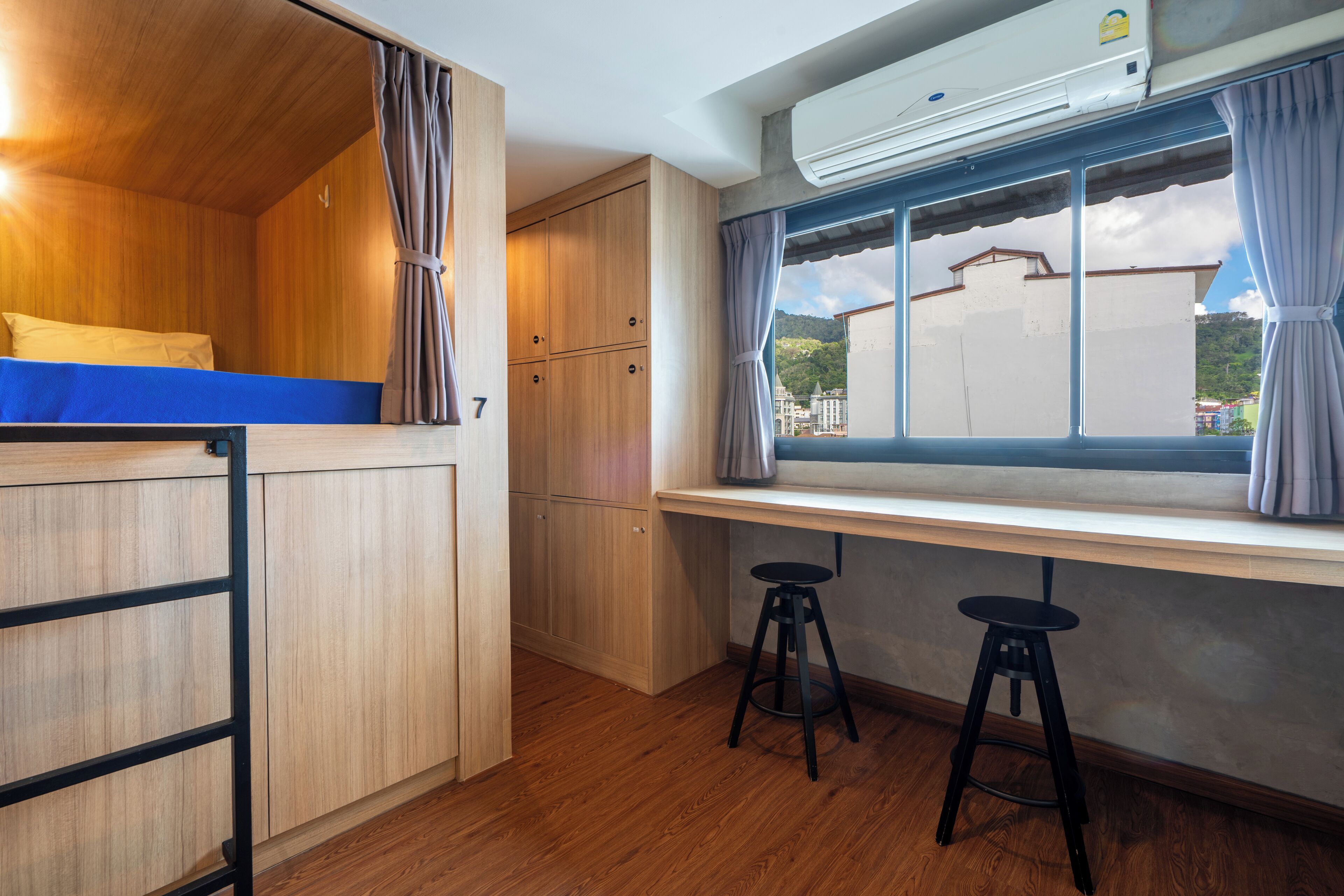 Gemeinsamer Schlafsaal | Blick auf die Stadt