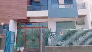 Front of property - Hotel Cyber INN (Gurugram)