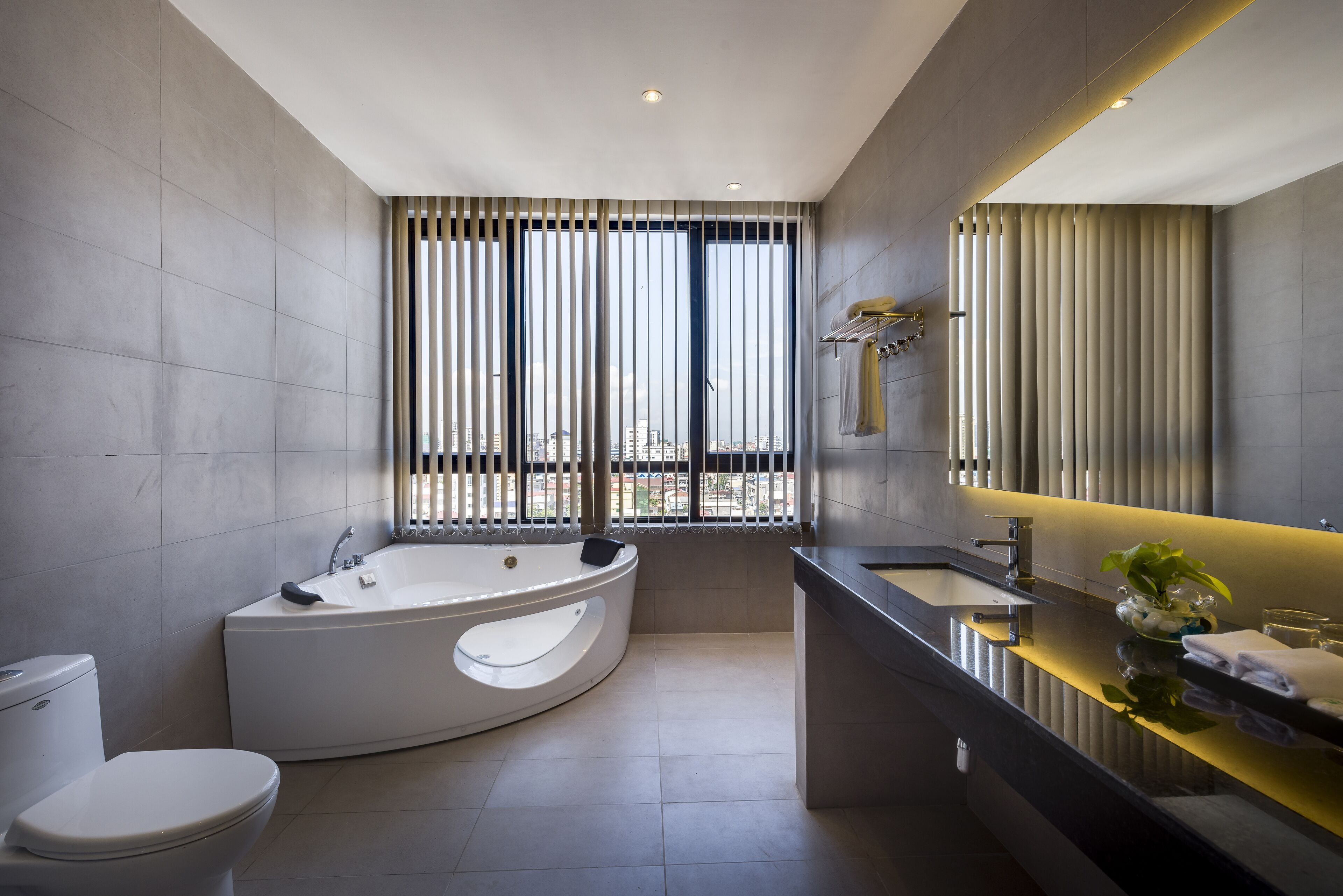 Penthouse Suite | Bathroom