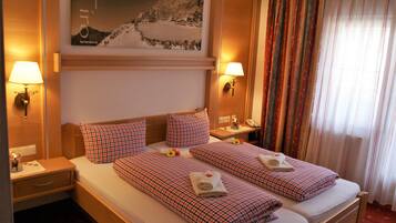 Double Room | Hypo-allergenic bedding, individually decorated, individually furnished