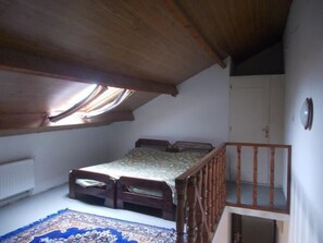 Duplex família | 2 quartos, espaço de trabalho para notebook
