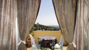 Standard Double Room, Balcony | Balcony