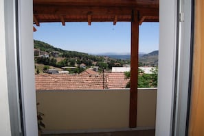 Habitación doble estándar, balcón | Balcón