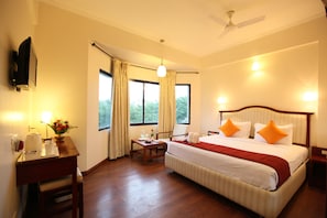 Deluxe Double Room - Hotel Germanus (Madurai)