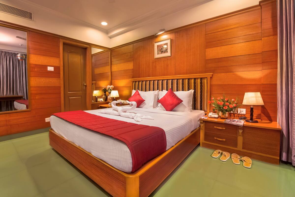 Phòng Suite Premium | Bộ trải giường bằng vải cotton Ai Cập, bộ đồ giường cao cấp 