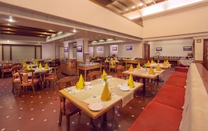 Restaurant - Hotel Germanus (Madurai)