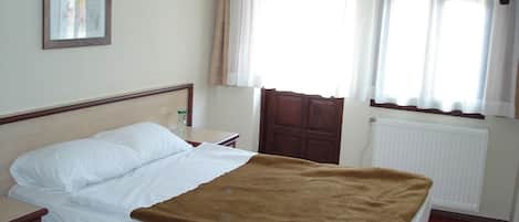 Standard Double or Twin Room | Free WiFi, bed sheets