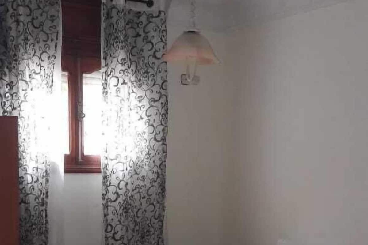 Chambre Double | Wi-Fi gratuit, draps fournis
