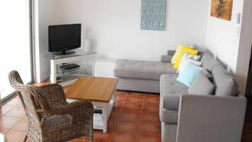 Room | Living area | TV, DVD player