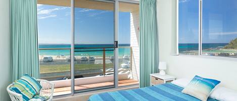 Habitación | 2 habitaciones, decoración personalizada y muebles diferentes