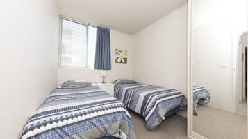 Room | 2 bedrooms, individually decorated, individually furnished