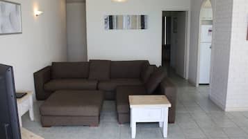 Room | Living area | TV, DVD player