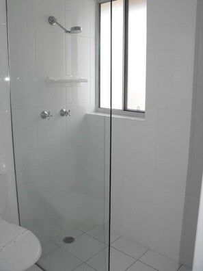 Room | Bathroom | Shower - El Sandi Unit 12 (Forster)