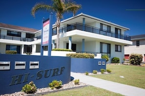 Exterior - Hi Surf Unit 4 (Forster)