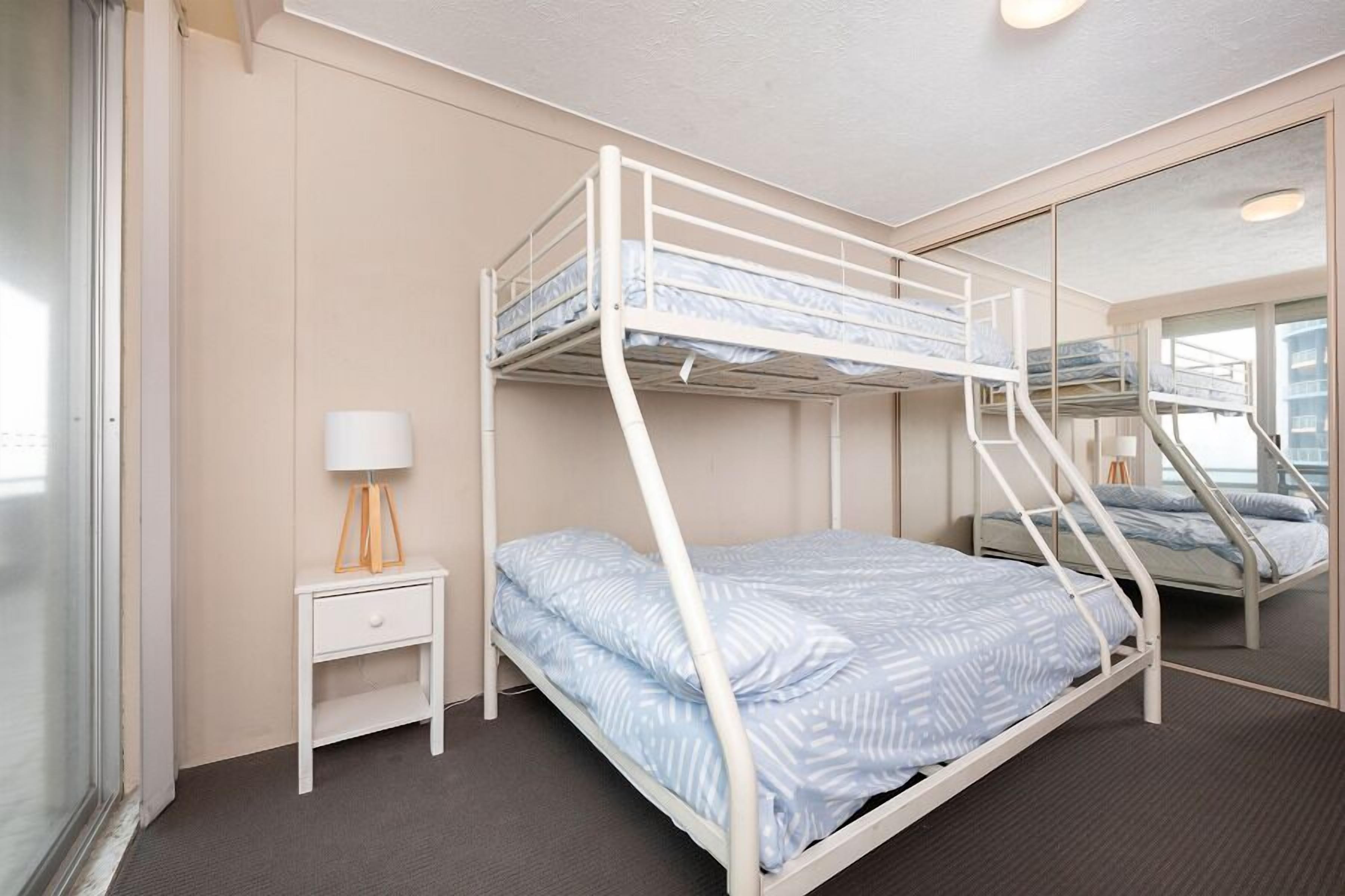Room | 2 bedrooms, individually decorated, individually furnished
