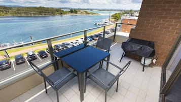 Kawasan BBQ/berkelah