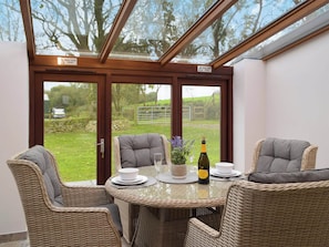 Dining - Snowdrop Cottage - UK12987 (Glanrhyd, near Newport)