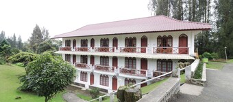 Sibayak Multinational Rest House