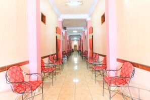 Interior - Hotel Mutiara Khadijah (Makassar)