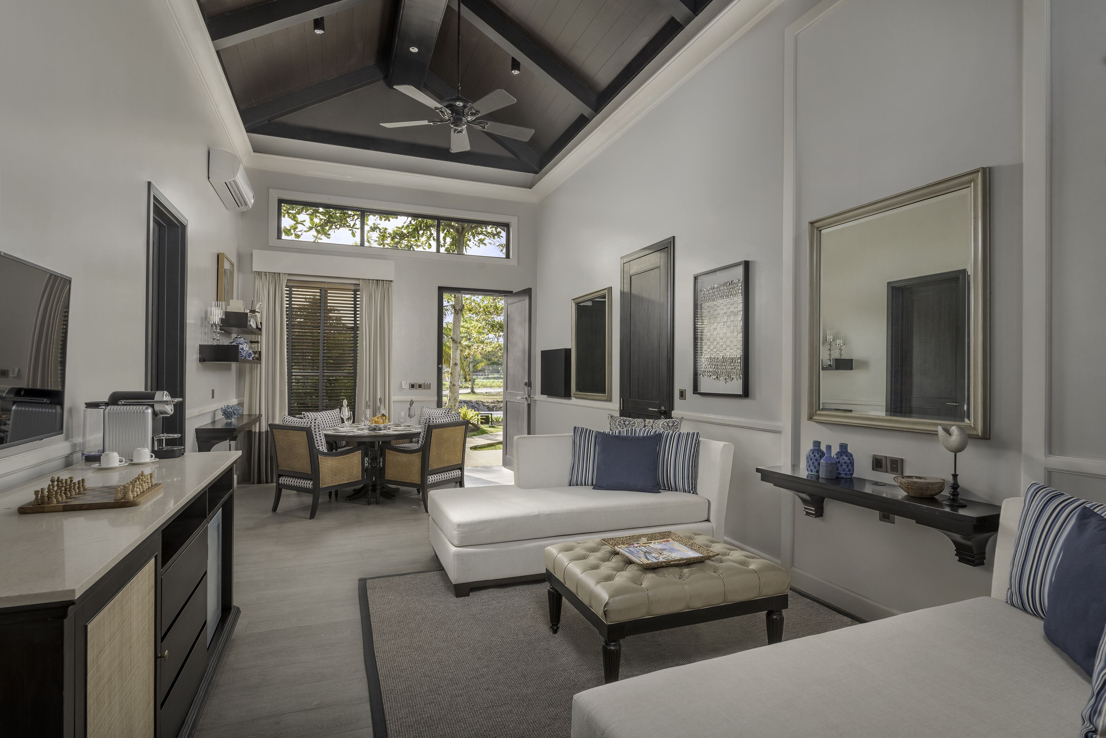 Televisor de pantalla plana 