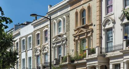 Bassett Road IV by Onefinestay