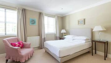 Apartment (2 Bedrooms) | 2 bedrooms, individually decorated, individually furnished