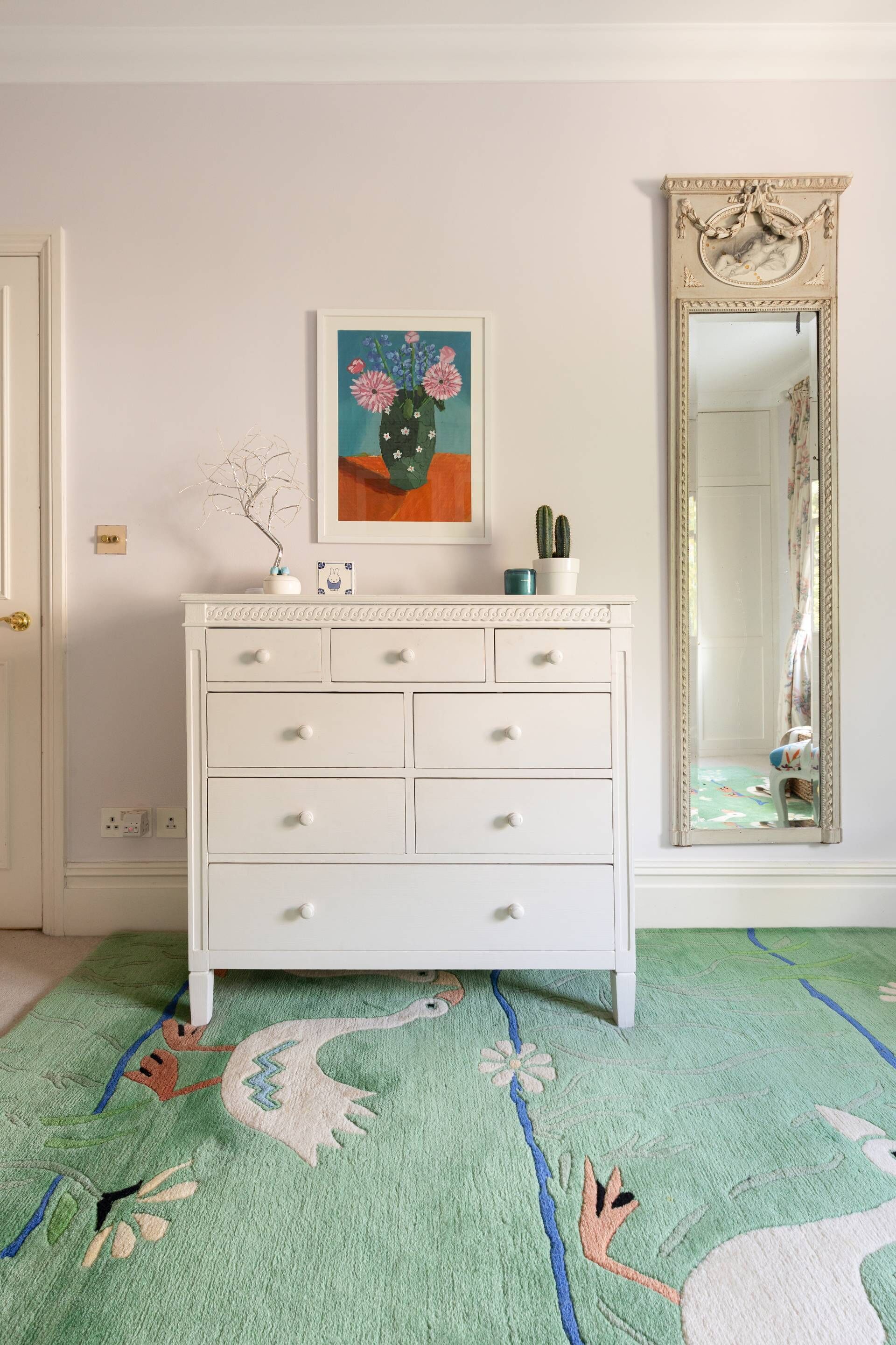 5 عدّة غرف نوم وبديكورات فريدة لكل غرفة وطراز فريد لكل وحدة