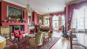 Apartment (4 Bedrooms) | Interior