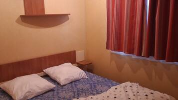 VALERIANE | Individually decorated, individually furnished