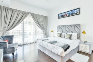 Executive Apartment | 2 bedrooms, in-room safe, iron/ironing board, free WiFi - Marvelous 2BR Apt. in Palm Jumeirah (Dubai)