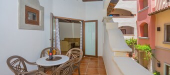 Caribbean Breeze 6b 2 Bedroom Condo by RedAwning