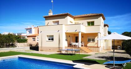 Maison avec piscine privée pour 10/14 personnes