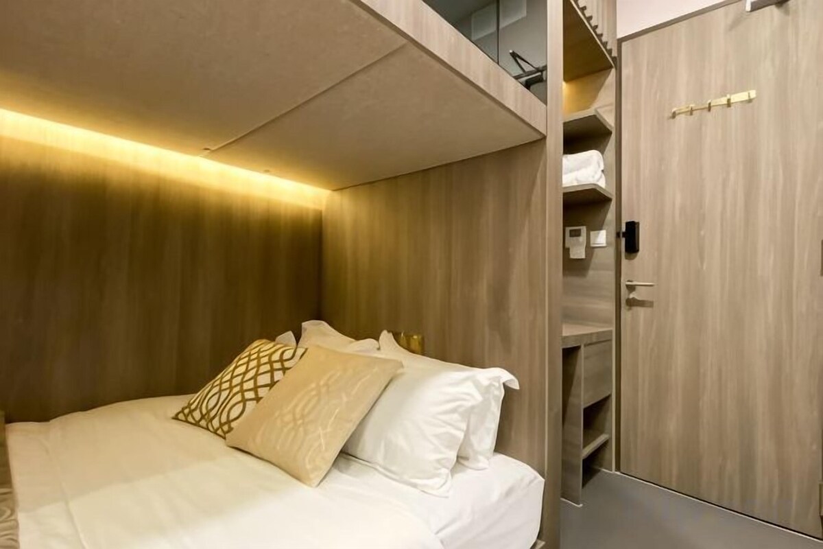 In-room safe, desk, laptop workspace, WiFi (free)
