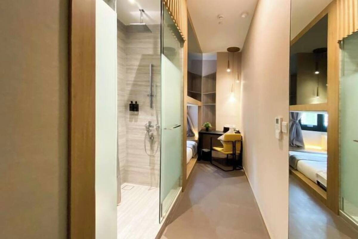 In-room safe, desk, laptop workspace, free WiFi