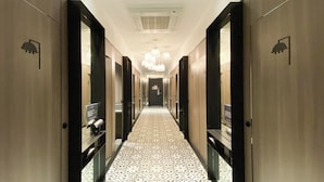 Cabin L, Shared Bathroom | Bad