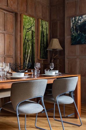 Dining room - Cockspur Street by Onefinestay (London)