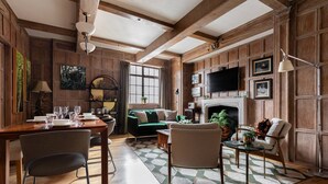 Unclassified image, 2 of 39, button - Cockspur Street by Onefinestay (London)