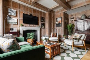 Apartment (2 Bedrooms) | Wohnbereich