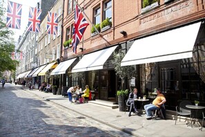 Exterior - Cockspur Street by Onefinestay (London)
