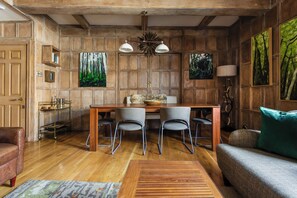 Appartement (2 Bedrooms) | Coin séjour