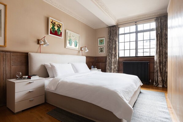 Apartment (2 Bedrooms)