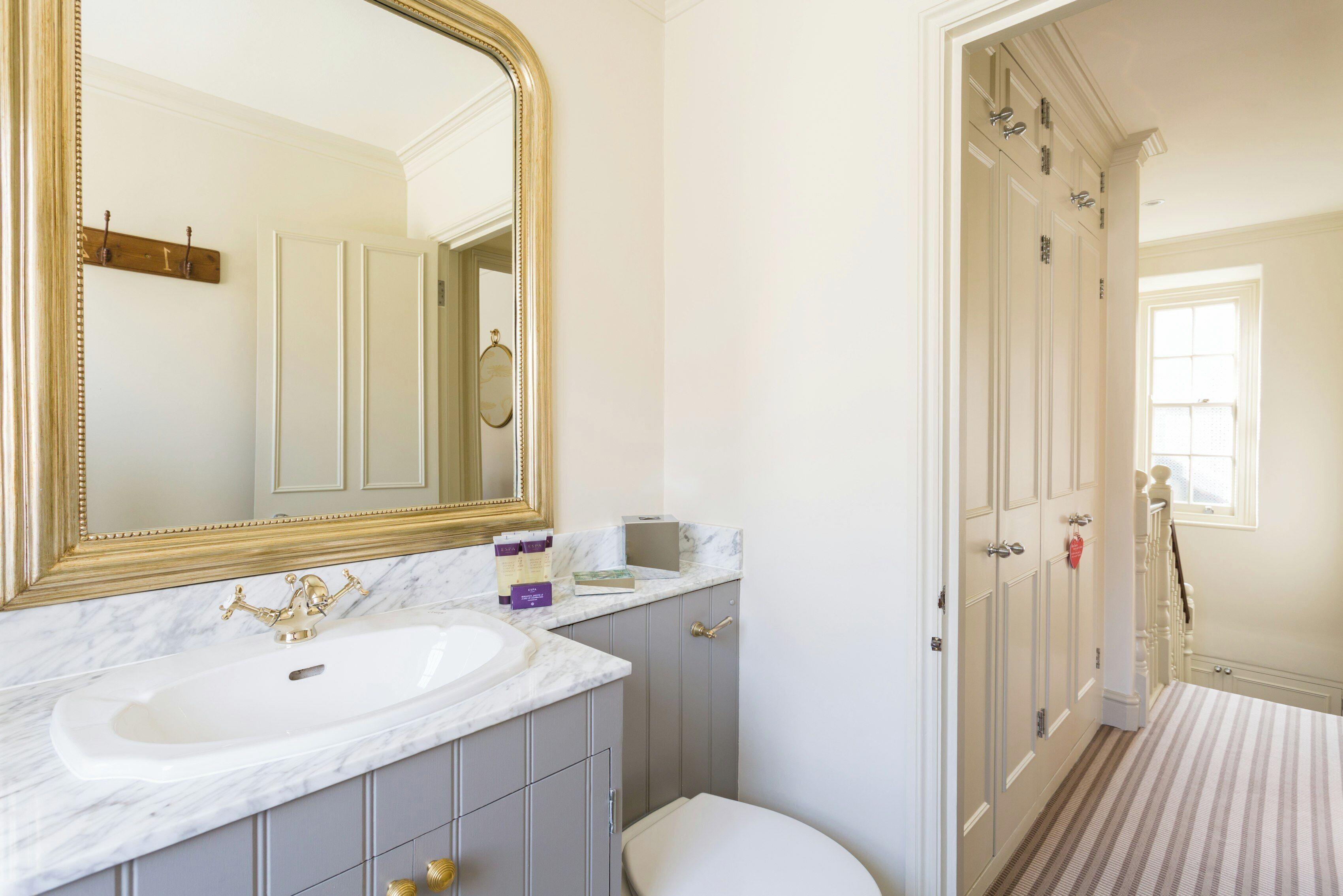 Apartment (3 Bedrooms) | Bathroom