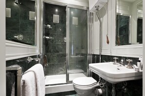 Bathroom | Separate tub and shower, hair dryer, towels