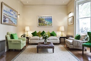Apartment (2 Bedrooms) | Living area | Flat-screen TV, fireplace, books, streaming services - Gledhow Gardens by Onefinestay (London)