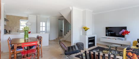 Luxury Apartment | Living area